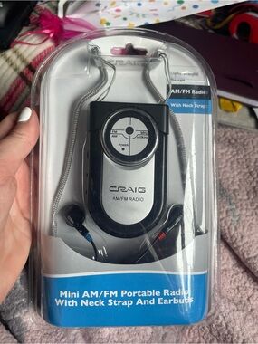 NWT Vintage Craig Mini AM/FM Portable Radio with neck strap and earbuds